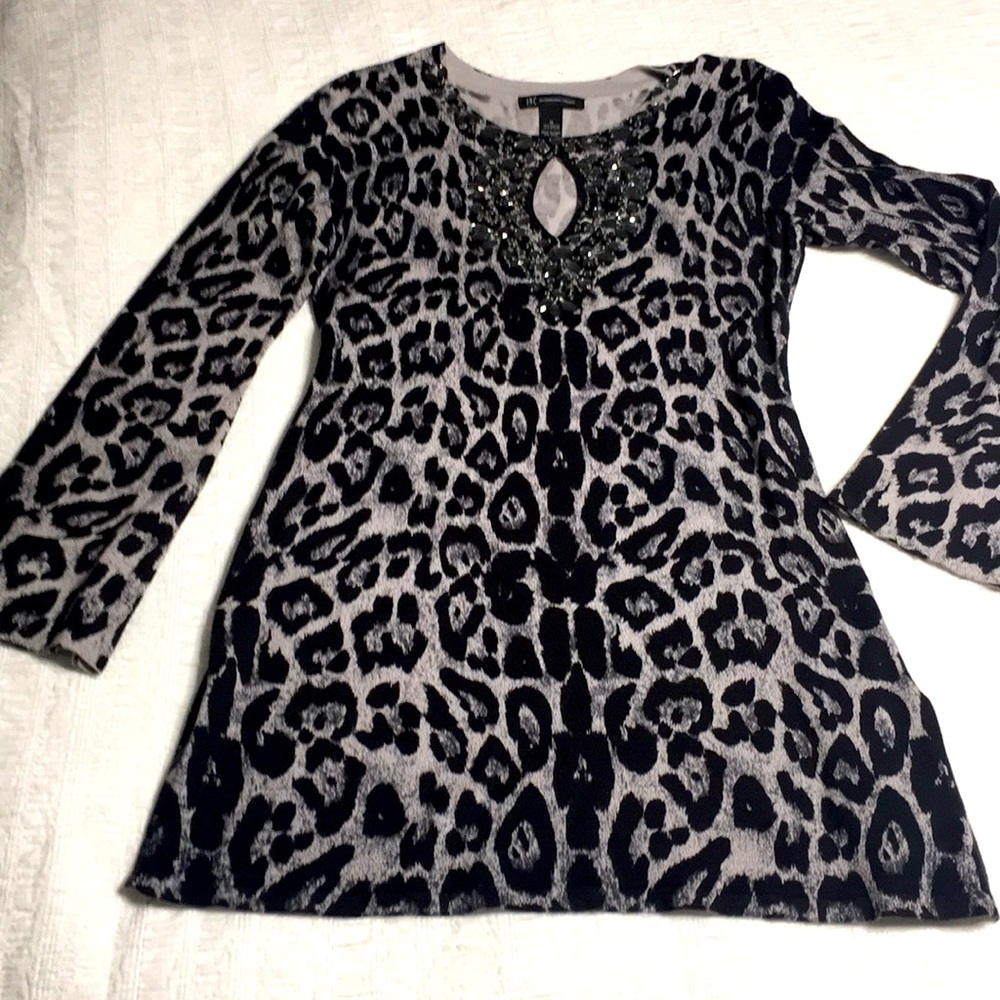 cheetah print black and gray